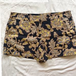 Beautiful Loft floral navy shorts, size 14